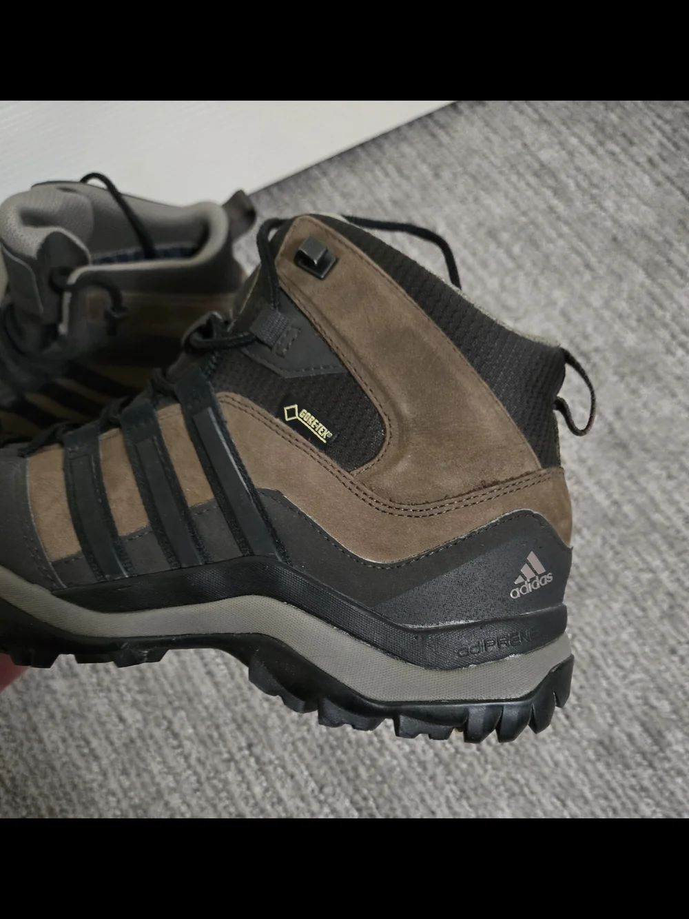 Adidas Terrex Kumacross Mid GTX Leather Hiking Boot Size 9